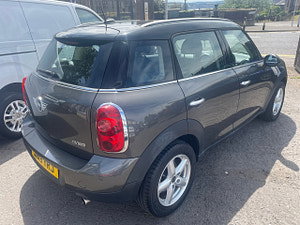 MINI Countryman thumbnail