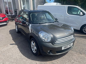 MINI Countryman thumbnail