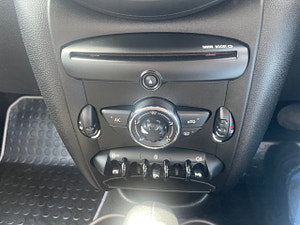 MINI Countryman thumbnail