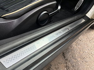 MINI Hatch thumbnail