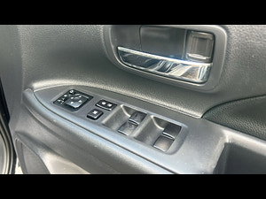 Mitsubishi Outlander thumbnail