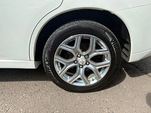 Mitsubishi Outlander thumbnail