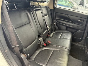 Mitsubishi Outlander thumbnail