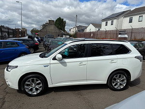 Mitsubishi Outlander thumbnail