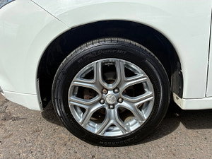 Mitsubishi Outlander thumbnail