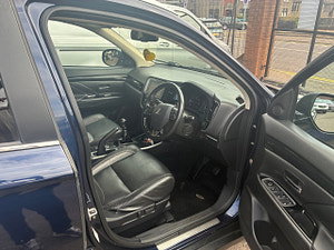 Mitsubishi Outlander thumbnail