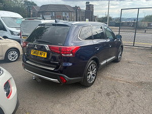 Mitsubishi Outlander thumbnail
