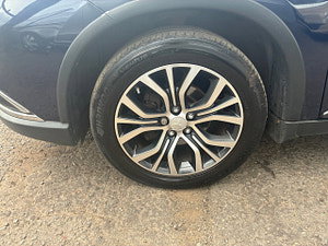 Mitsubishi Outlander thumbnail