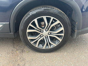 Mitsubishi Outlander thumbnail
