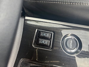 Mitsubishi Outlander thumbnail