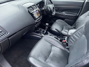 Mitsubishi ASX thumbnail