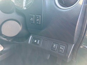 Nissan Navara thumbnail