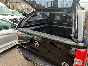 Nissan Navara thumbnail