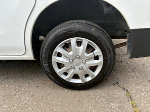Nissan NV200 thumbnail