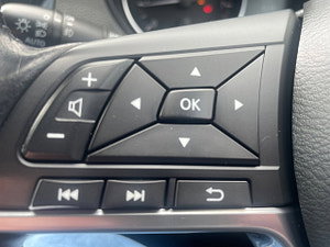 Nissan Qashqai thumbnail