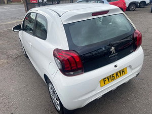 Peugeot 108 thumbnail