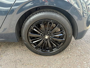 Peugeot 208 thumbnail