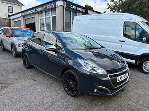 Peugeot 208 thumbnail
