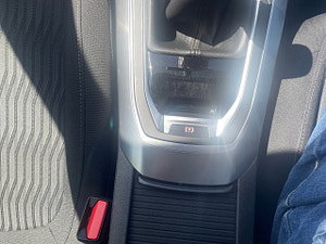 Peugeot 308 thumbnail