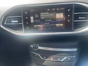 Peugeot 308 thumbnail