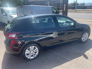 Peugeot 308 thumbnail