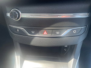 Peugeot 308 thumbnail