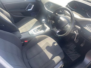 Peugeot 308 thumbnail