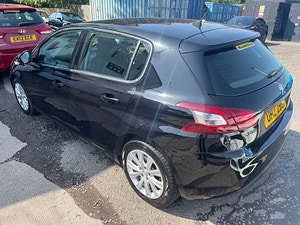 Peugeot 308 thumbnail