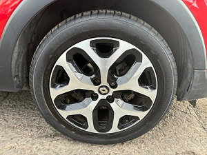 Renault Captur thumbnail
