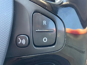 Renault Captur thumbnail