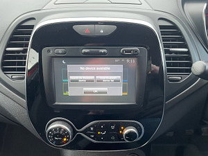 Renault Captur thumbnail