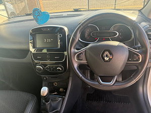 Renault Clio thumbnail