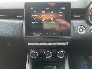 Renault Clio thumbnail