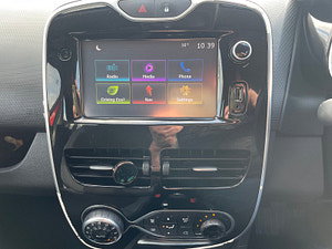 Renault Clio thumbnail