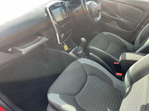 Renault Clio thumbnail