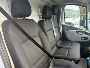 Renault Trafic thumbnail