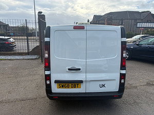 Renault Trafic thumbnail