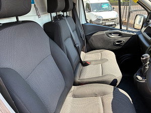 Renault Trafic thumbnail