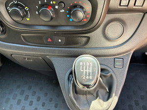 Renault Trafic thumbnail