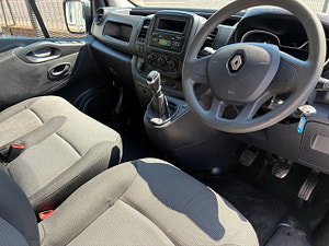 Renault Trafic thumbnail