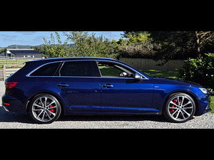 Audi S4 Avant thumbnail