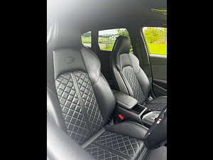 Audi S4 Avant thumbnail