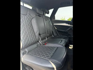 Audi SQ5 thumbnail