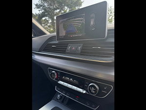 Audi SQ5 thumbnail