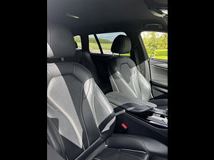 BMW 5 Series thumbnail