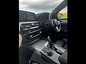 BMW 5 Series thumbnail