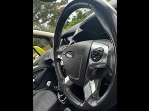 Ford Tourneo Connect thumbnail