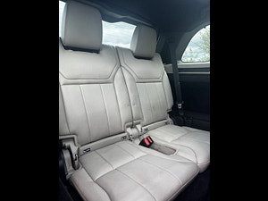 Land Rover DISCOVERY thumbnail