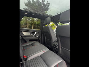 Land Rover Discovery Sport thumbnail