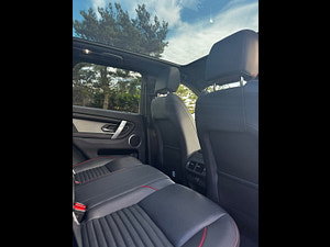 Land Rover Discovery Sport thumbnail